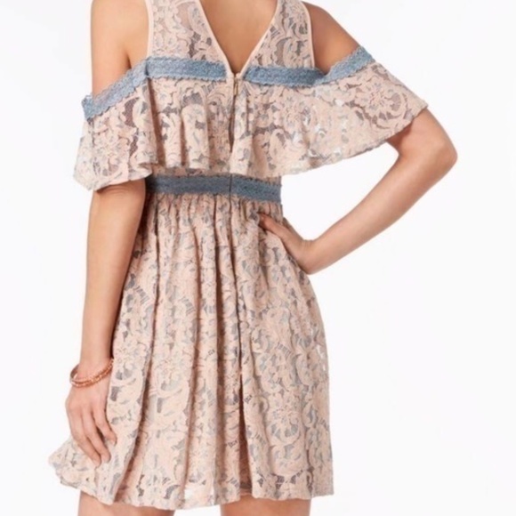 Anthropologie - Foxiedox Belinda Lace Dress NWT - Picture 2 of 8